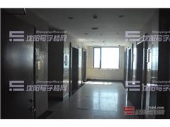 鲁尔大厦图片