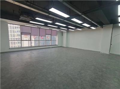 北站cbd，新装修纯写，特价，电梯口