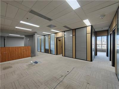 沈河展览馆万科中心精装带家具252㎡出租