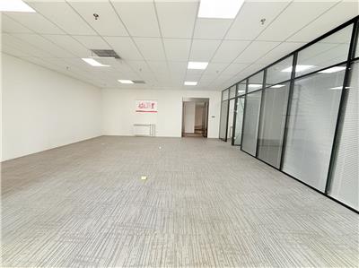 惠工广场东高端纯写139.21平精装出租