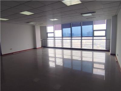 光荣街附近530平精装修整层低价出租