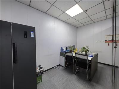 北站华府大厦300平新装修带家具出租