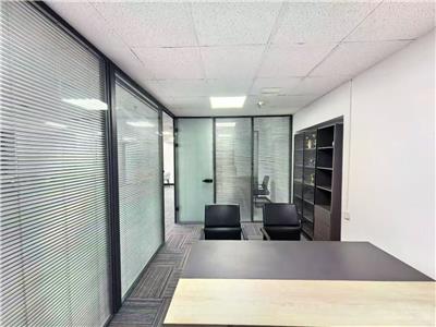 北站金融中心 新装修带家具出租 特价