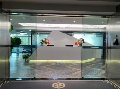 青年大街整层970㎡精装带家具