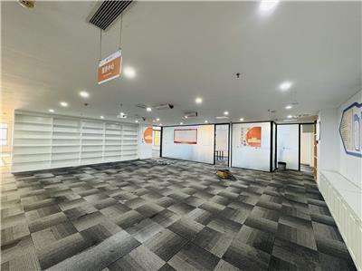 罕王大厦独立整成675㎡带装修河景房