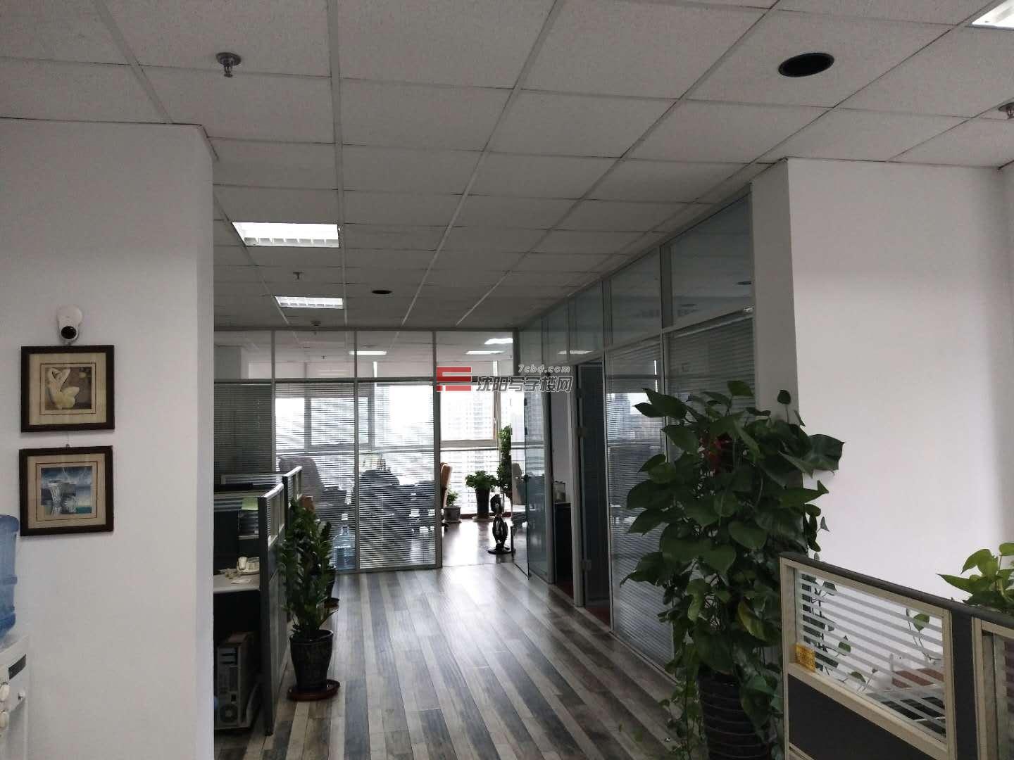 新世纪商务大厦室内图